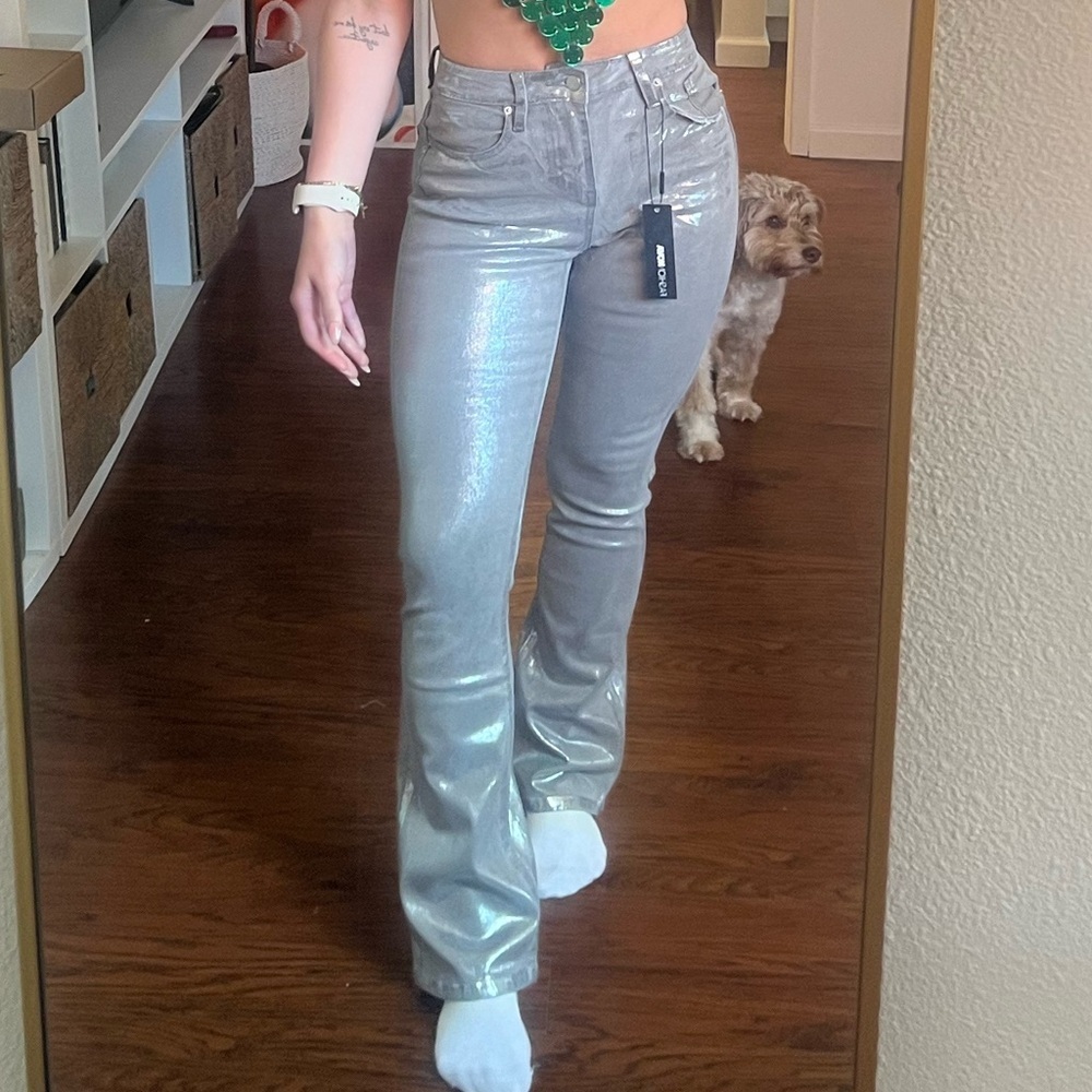 Fashion Nova ‘Shine Bright’ Mid Rise Silver Foil Bootcut Jeans Size 3/25 | NWT